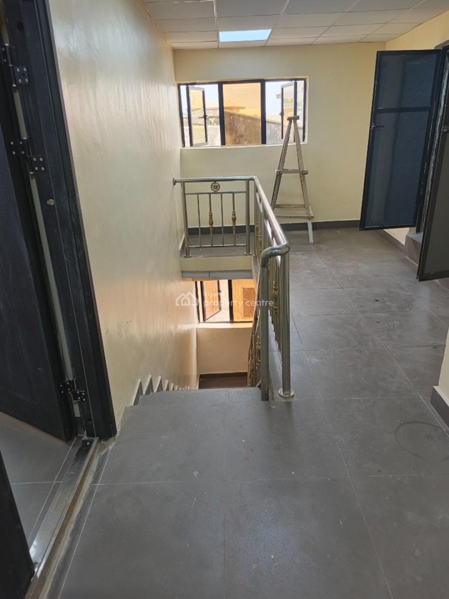 Open Plan Office Spcae, Ilepo Agege Alimosho Lga, Agege, Lagos, Office Space for Rent