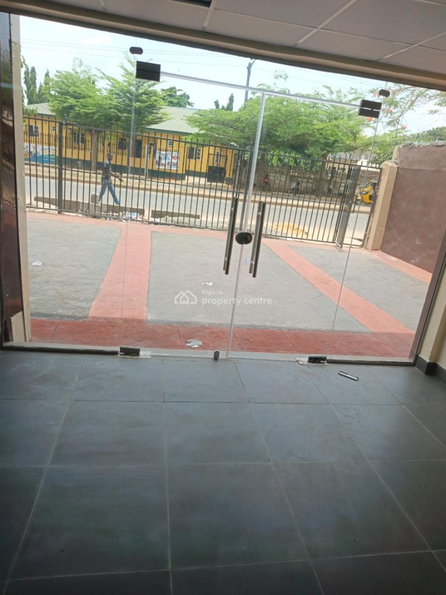 Open Plan Office Spcae, Ilepo Agege Alimosho Lga, Agege, Lagos, Office Space for Rent