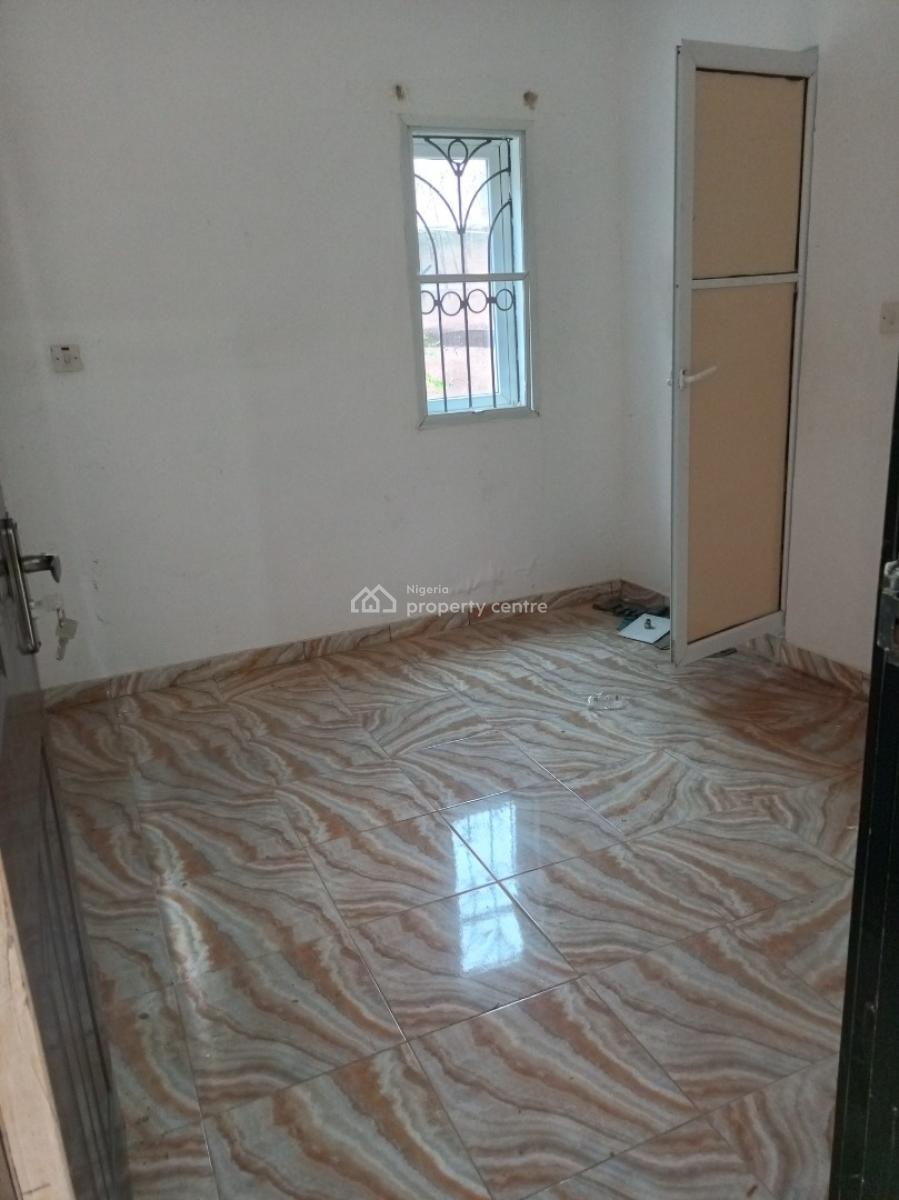Beautiful Room N Parlour Personal Metre 2toilets, Osapa, Lekki, Lagos, Mini Flat (room and Parlour) for Rent