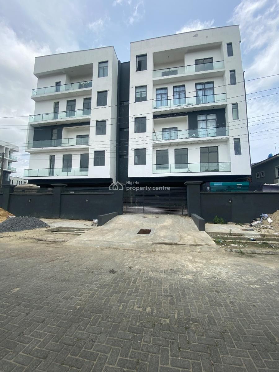 Sprawling 2 Bedroom Apartment, Lekki Phase 1, Lekki, Lagos, Flat / Apartment for Sale