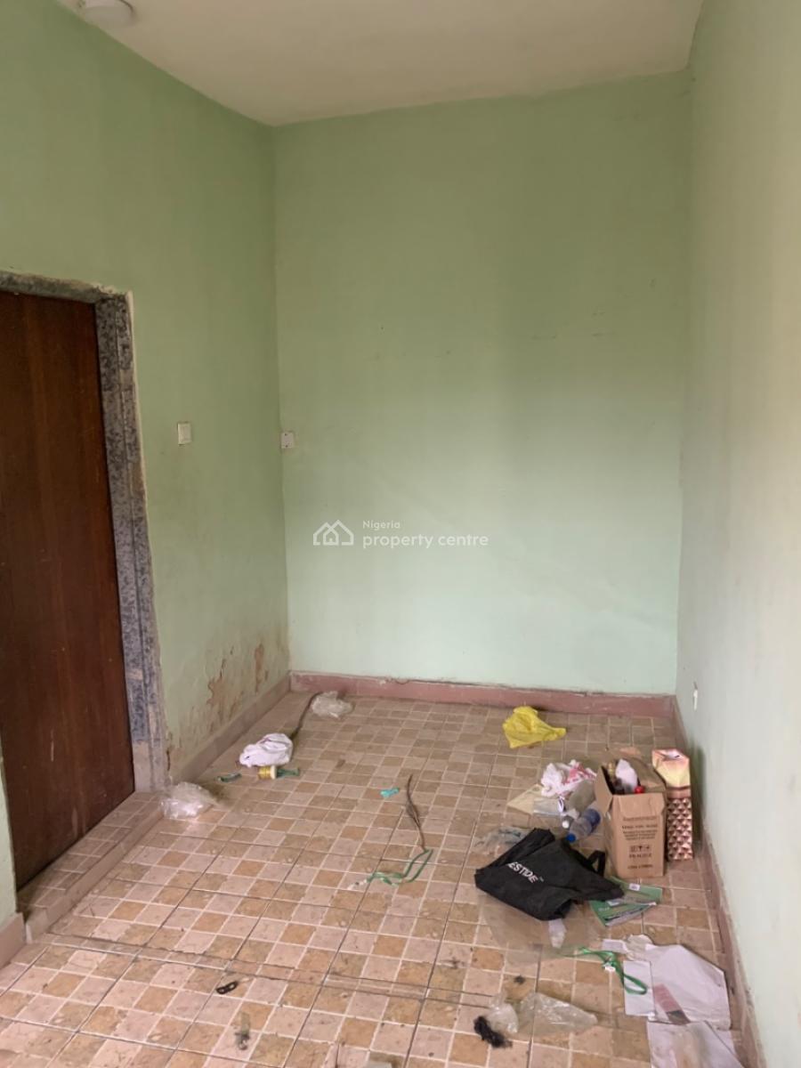 1 Bedroom Flat on The Second Floor, Zone 3, Wuse, Abuja, Zone 3, Wuse, Abuja, Mini Flat (room and Parlour) for Rent