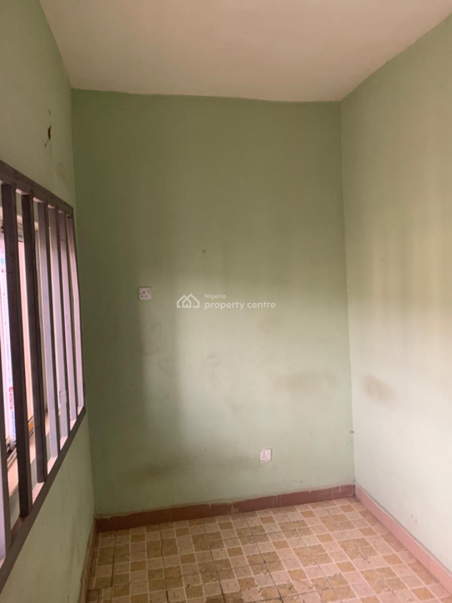 1 Bedroom Flat on The Second Floor, Zone 3, Wuse, Abuja, Zone 3, Wuse, Abuja, Mini Flat (room and Parlour) for Rent