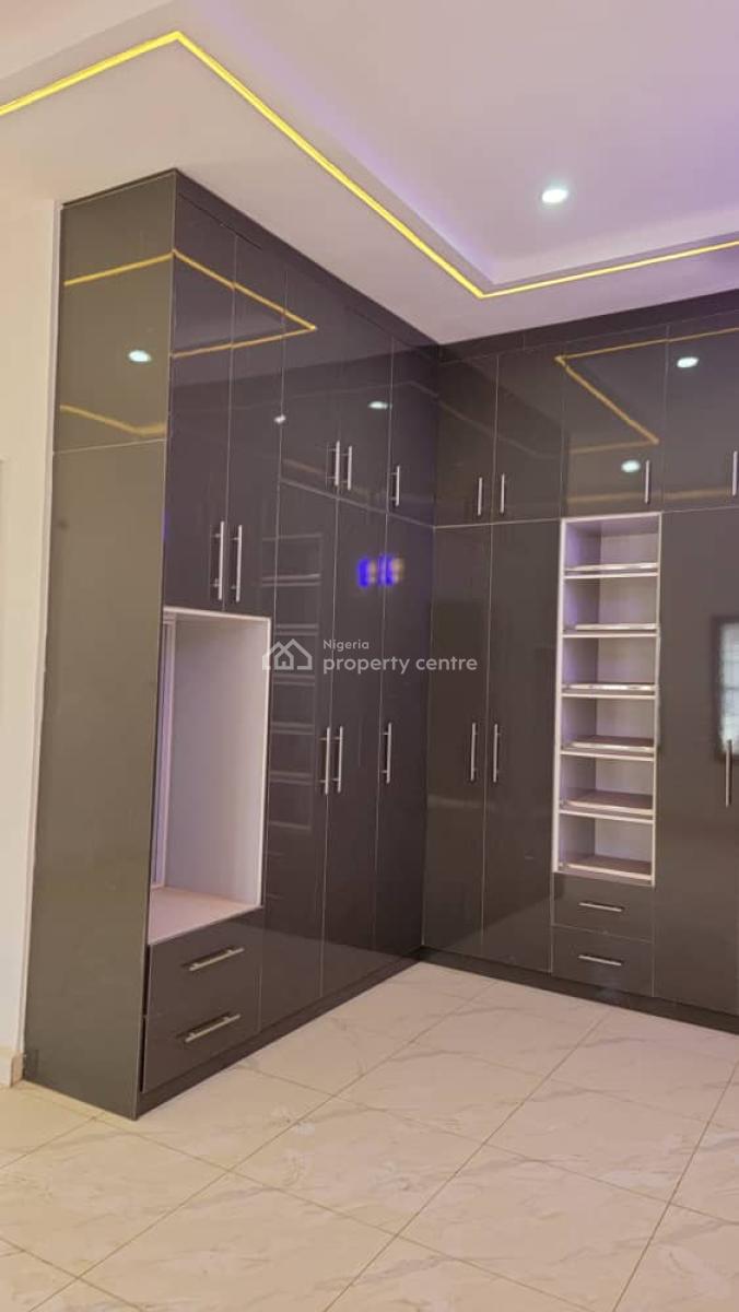 Luxury 8 Bedroom Penthouse Mansion, Gwarinpa, Abuja, Detached Duplex for Sale