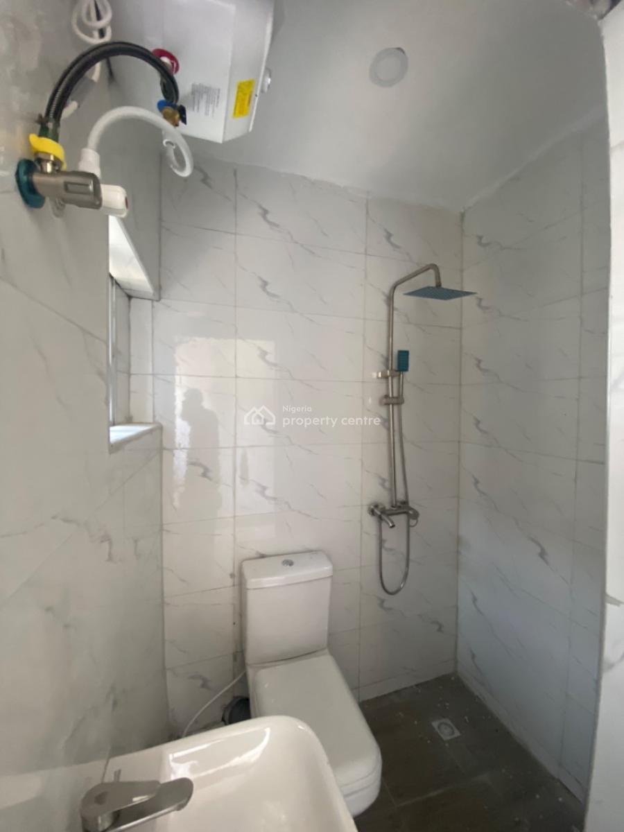 Brand New Luxury 2bedroom Flat, Treasure Estate, Sky Mall Lane, Ogidan, Ajah, Lagos, Flat / Apartment for Rent