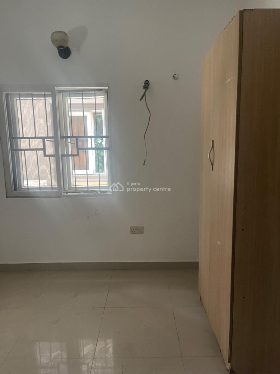 Mini Flat with Big Kitchen with Visitors Toilet, By Chisco Junction, Ikate Elegushi, Lekki, Lagos, Mini Flat (room and Parlour) for Rent