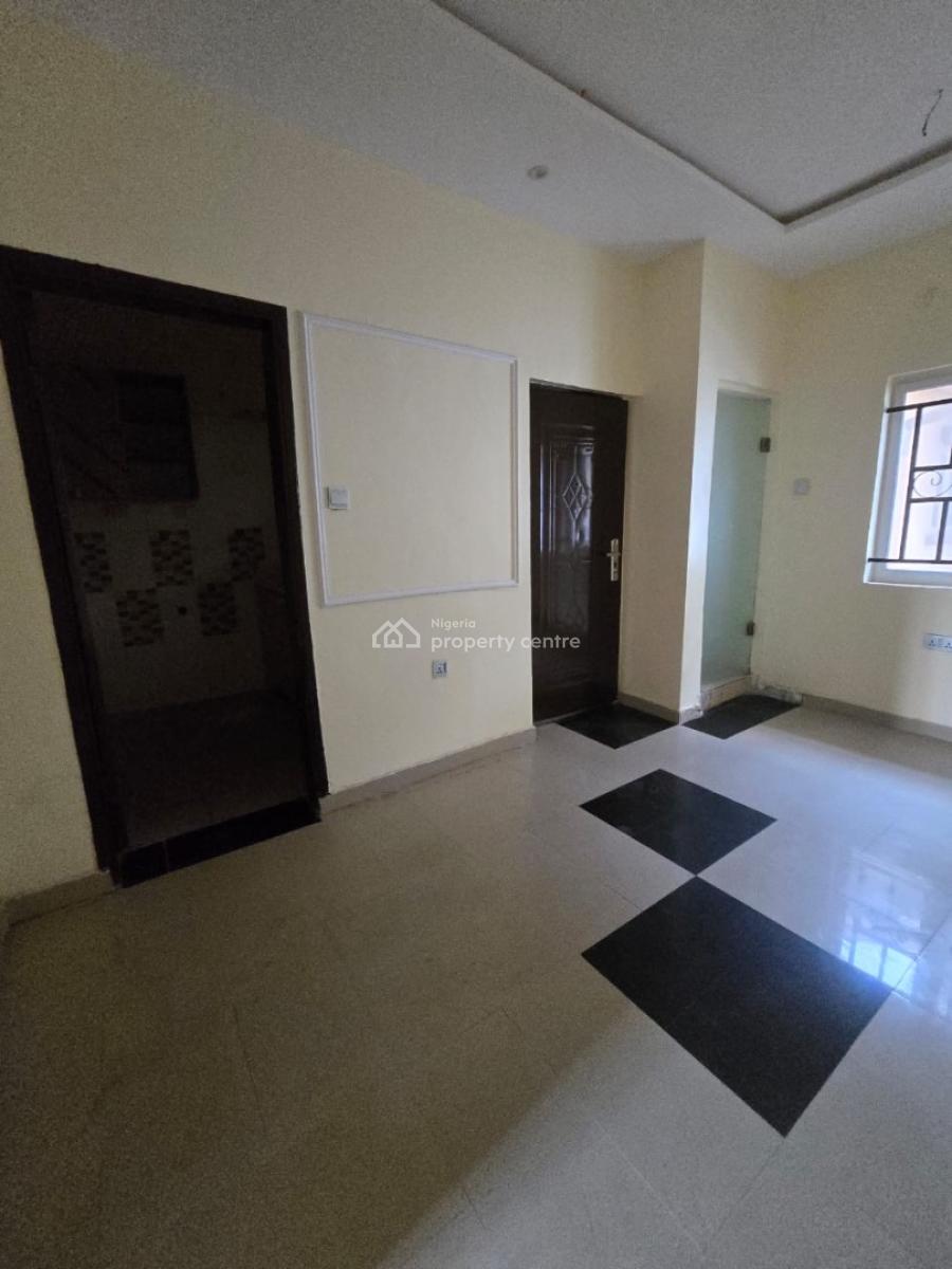 Mini Flat at Lekki Phase 1, Lekki Phase 1 Lekki Lagos, Lekki Phase 1, Lekki, Lagos, Mini Flat (room and Parlour) for Rent