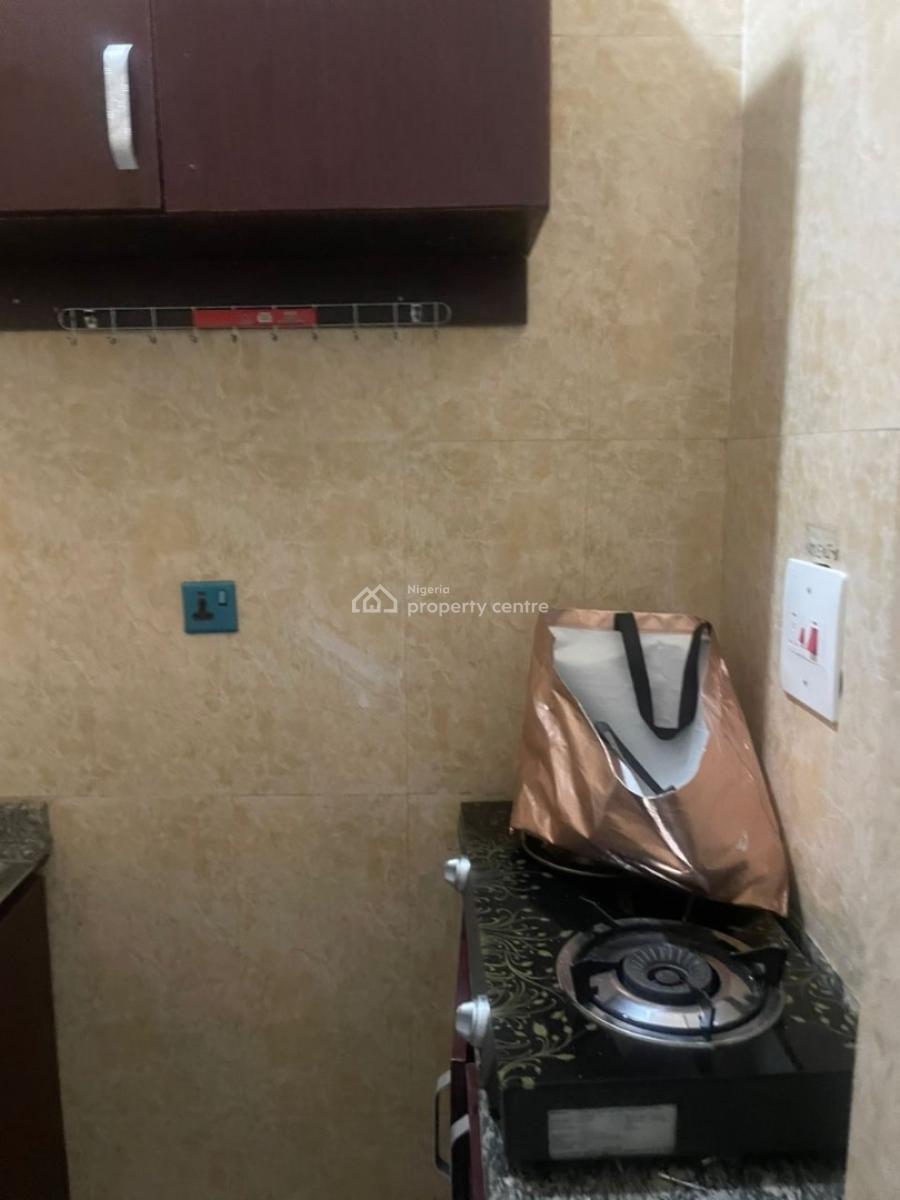 Bq with a Kitchen, Parkview Estate, Parkview, Ikoyi, Lagos, House for Rent