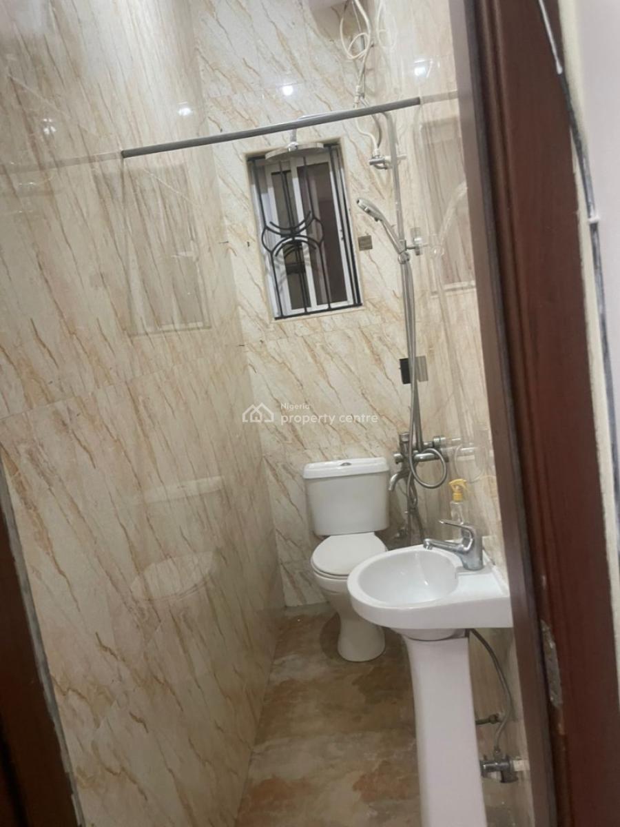Bq with a Kitchen, Parkview Estate, Parkview, Ikoyi, Lagos, House for Rent