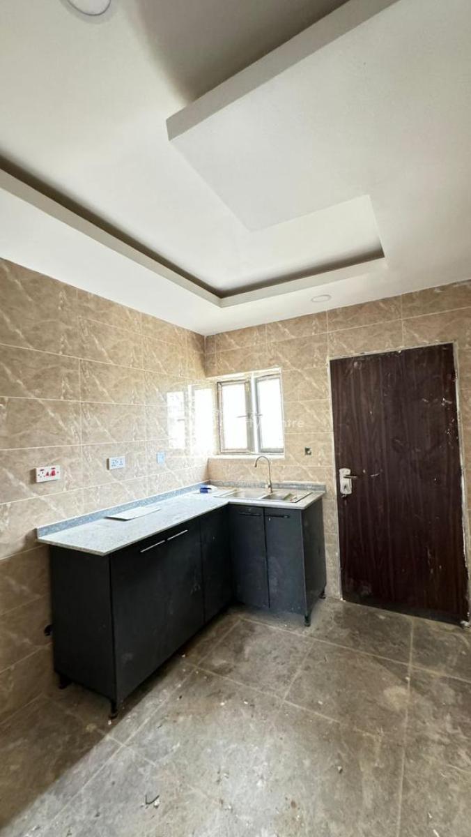 Distress 2 Bedroom Block of Flats, Lifecamp District, Life Camp, Abuja, Block of Flats for Sale