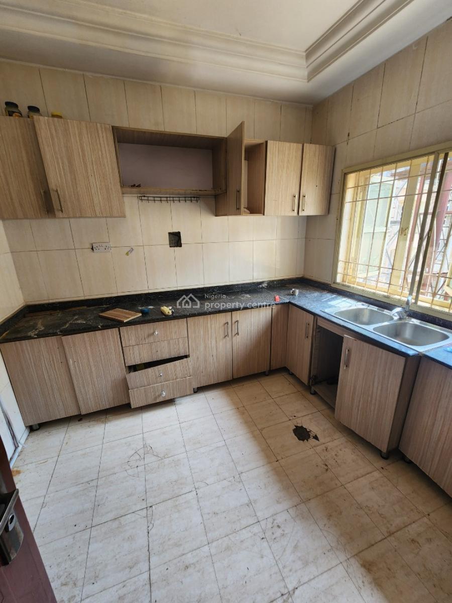 Luxury Two Bedroom Block of Flat, News Engineering, Dawaki, Gwarinpa, Abuja, Flat / Apartment for Rent