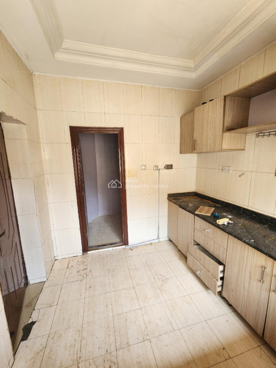 Luxury Two Bedroom Block of Flat, News Engineering, Dawaki, Gwarinpa, Abuja, Flat / Apartment for Rent