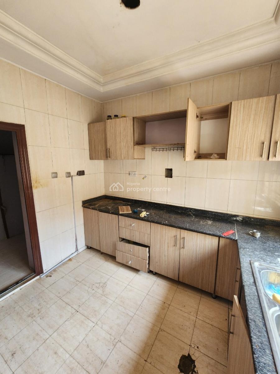 Luxury Two Bedroom Block of Flat, News Engineering, Dawaki, Gwarinpa, Abuja, Flat / Apartment for Rent