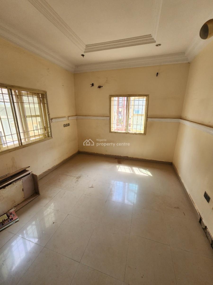Luxury Two Bedroom Block of Flat, News Engineering, Dawaki, Gwarinpa, Abuja, Flat / Apartment for Rent
