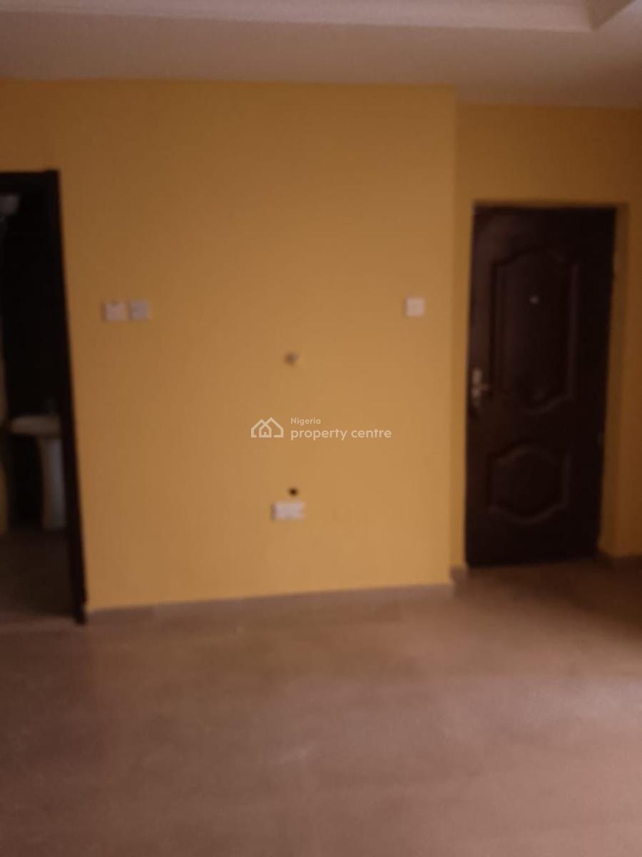 Very Clean 2 Bedroom Flat, Martins Estate Ojodu Berger Extension, Ojodu, Lagos, Flat / Apartment for Rent