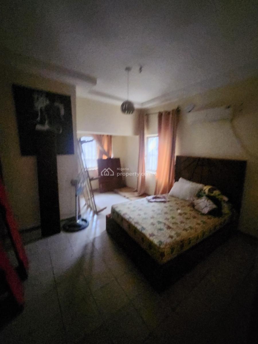 Clean 2 Bedroom Flat, Pay and Packin, Ground Floor, Wuse Zone, Wuse, Abuja, Flat / Apartment for Rent