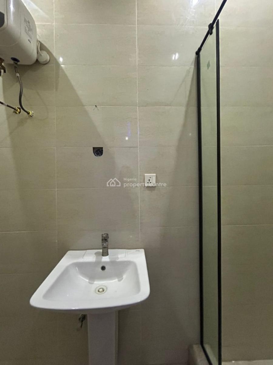 Lovely 2 Bedroom Apartment with Elevator in a Serene Environment, Ikate Elegushi, Lekki, Lagos, Flat / Apartment for Rent