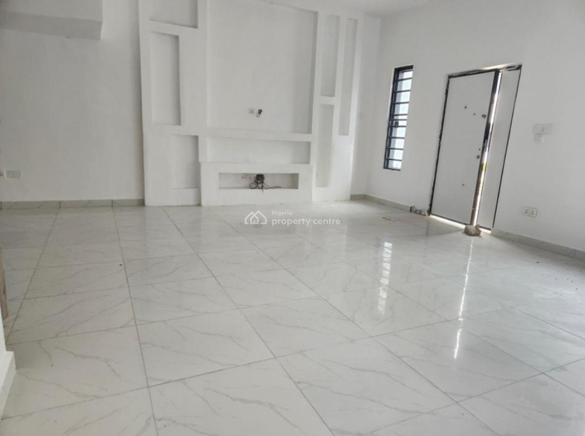 3 Bedroom Terrace Duplex with Bq, Ologolo, Lekki, Lagos, Terraced Duplex for Sale