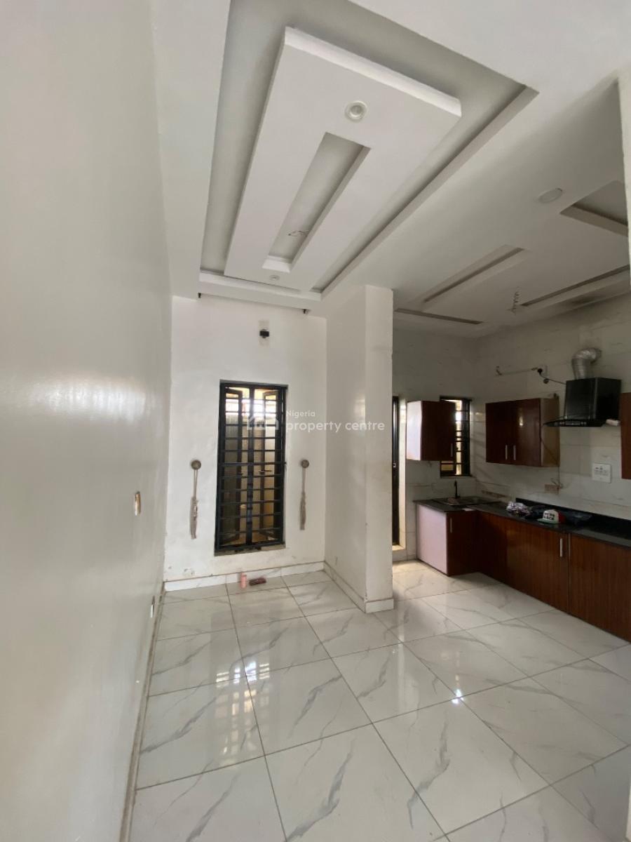 Two Bedroom Duplex, Crest Court After Lbs Lekki Ajah, Ajah, Lagos, Terraced Duplex for Rent