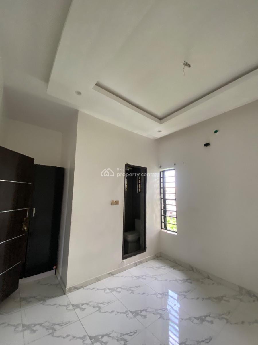 Two Bedroom Duplex, Crest Court After Lbs Lekki Ajah, Ajah, Lagos, Terraced Duplex for Rent