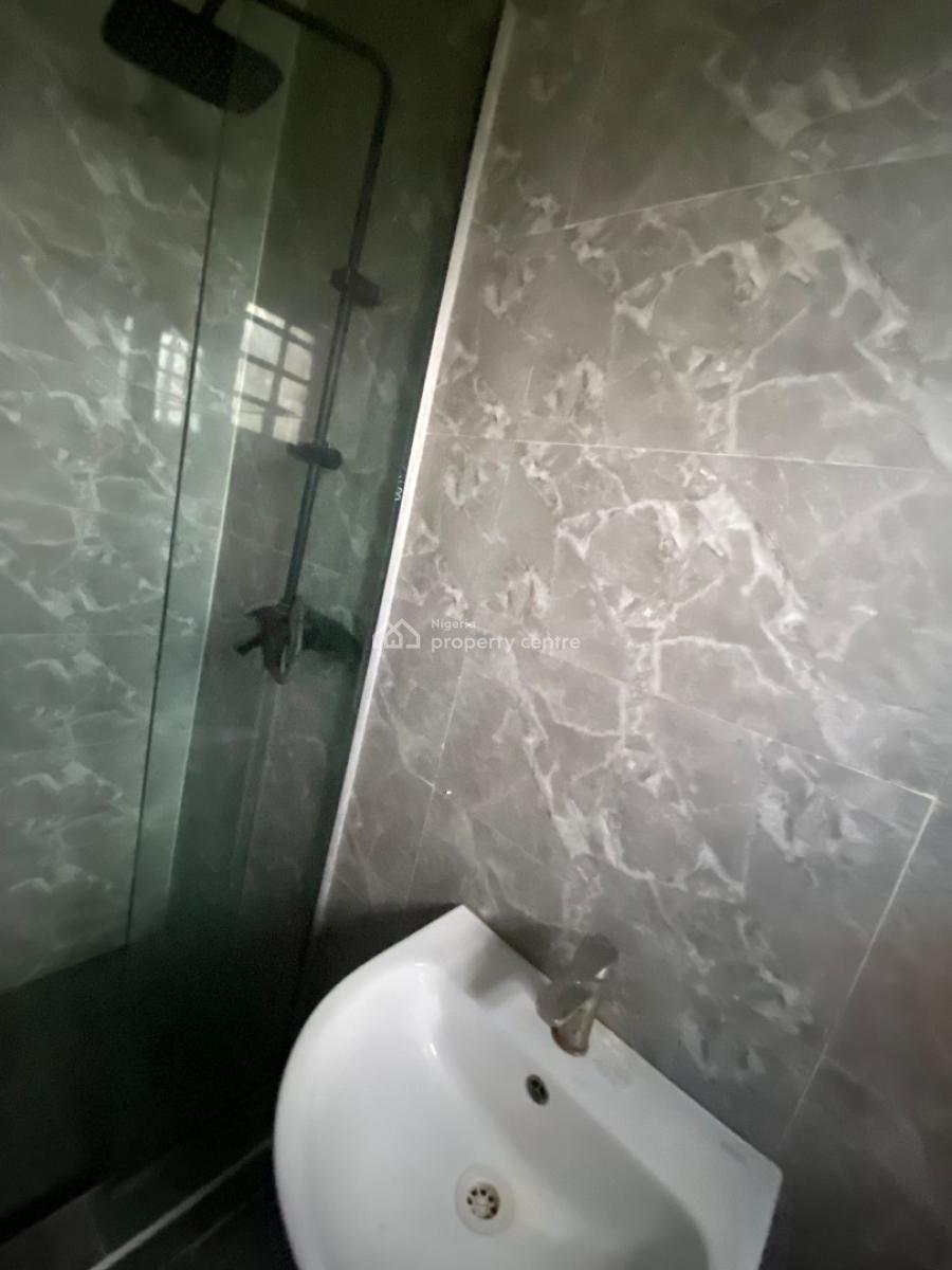 Two Bedroom Duplex, Crest Court After Lbs Lekki Ajah, Ajah, Lagos, Terraced Duplex for Rent