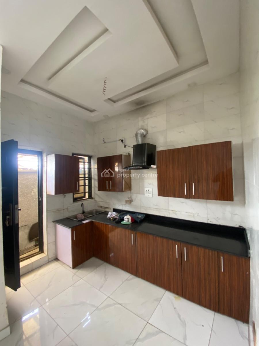 Two Bedroom Duplex, Crest Court After Lbs Lekki Ajah, Ajah, Lagos, Terraced Duplex for Rent