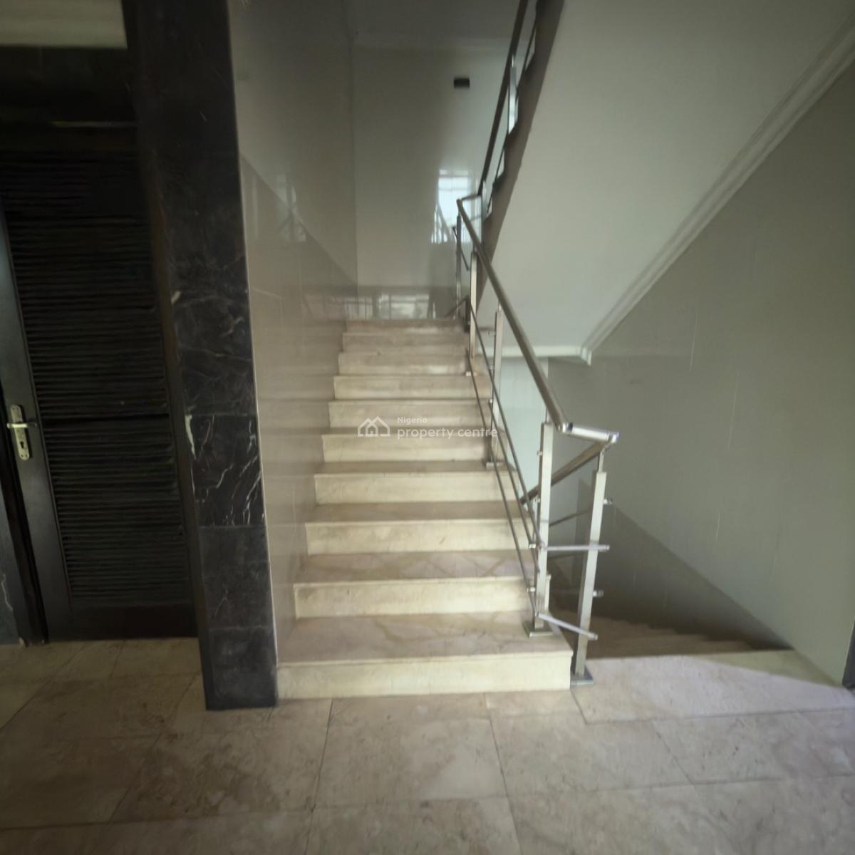 Shared 4 Bedroom Apartment in Ikoyi, Ikoyi, Lagos, Flat / Apartment for Rent