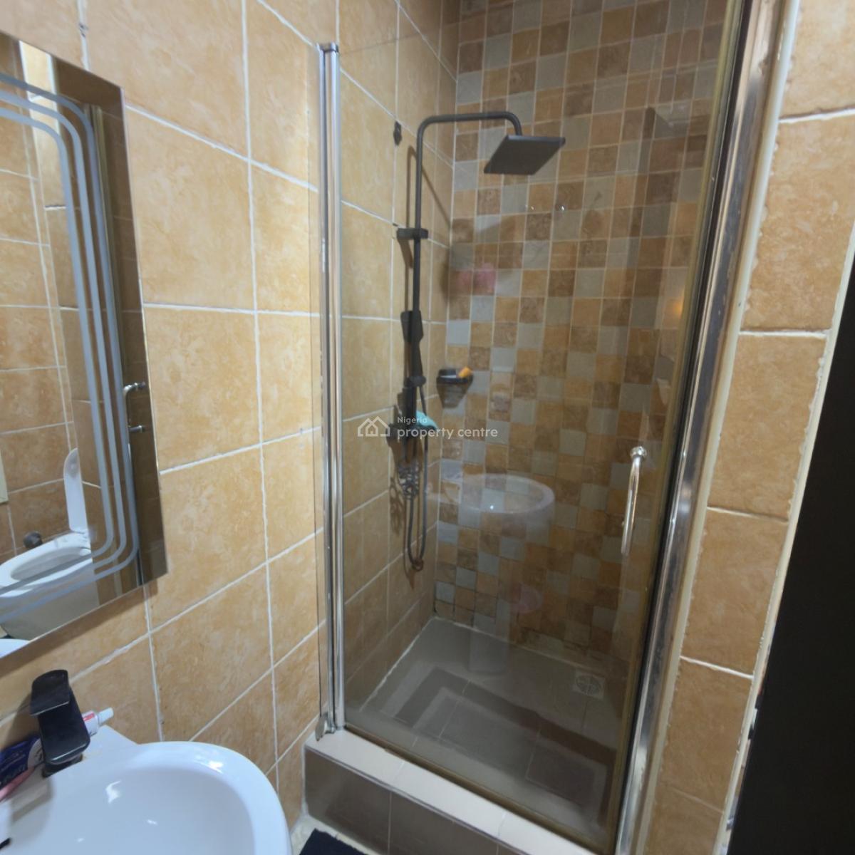 Shared 4 Bedroom Apartment in Ikoyi, Ikoyi, Lagos, Flat / Apartment for Rent