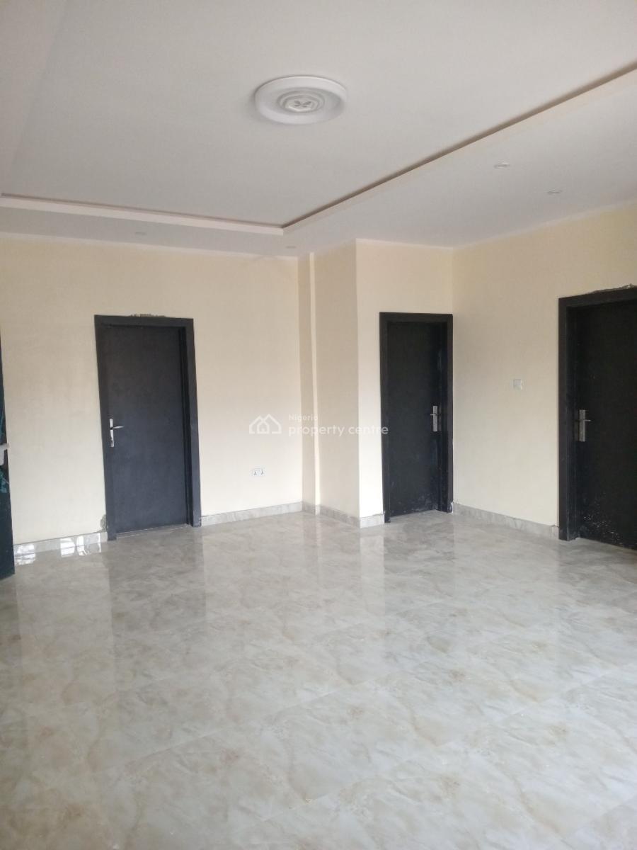 Newly Built 3-bedroom Flat, Onike, Yaba, Lagos, Flat / Apartment for Rent