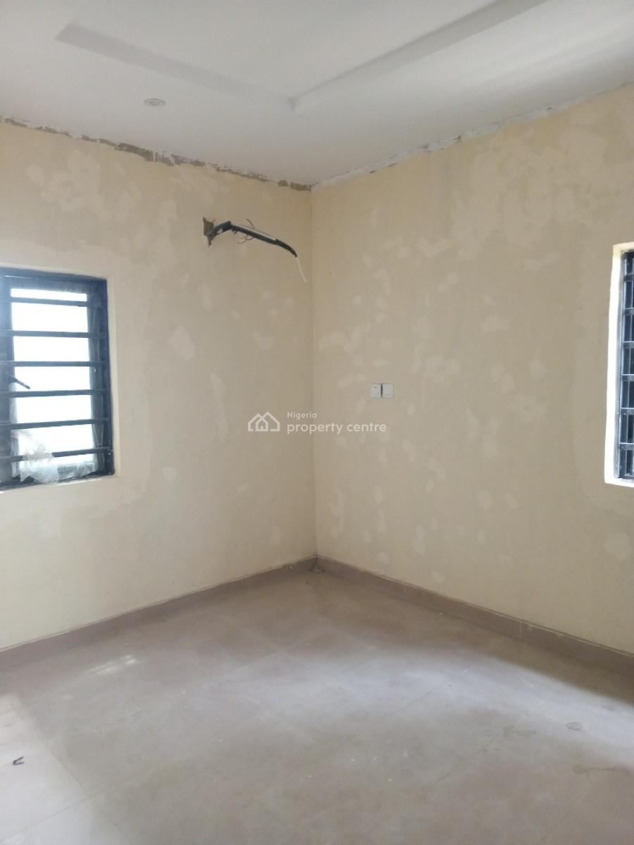 Newly Built 3-bedroom Flat, Onike, Yaba, Lagos, Flat / Apartment for Rent