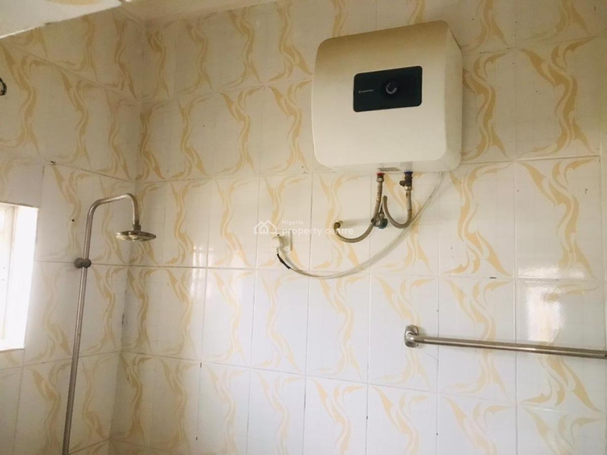 Standard 2-bedroom  Block of Flats, in an Estate, Dawaki, Gwarinpa, Abuja, Flat / Apartment for Rent