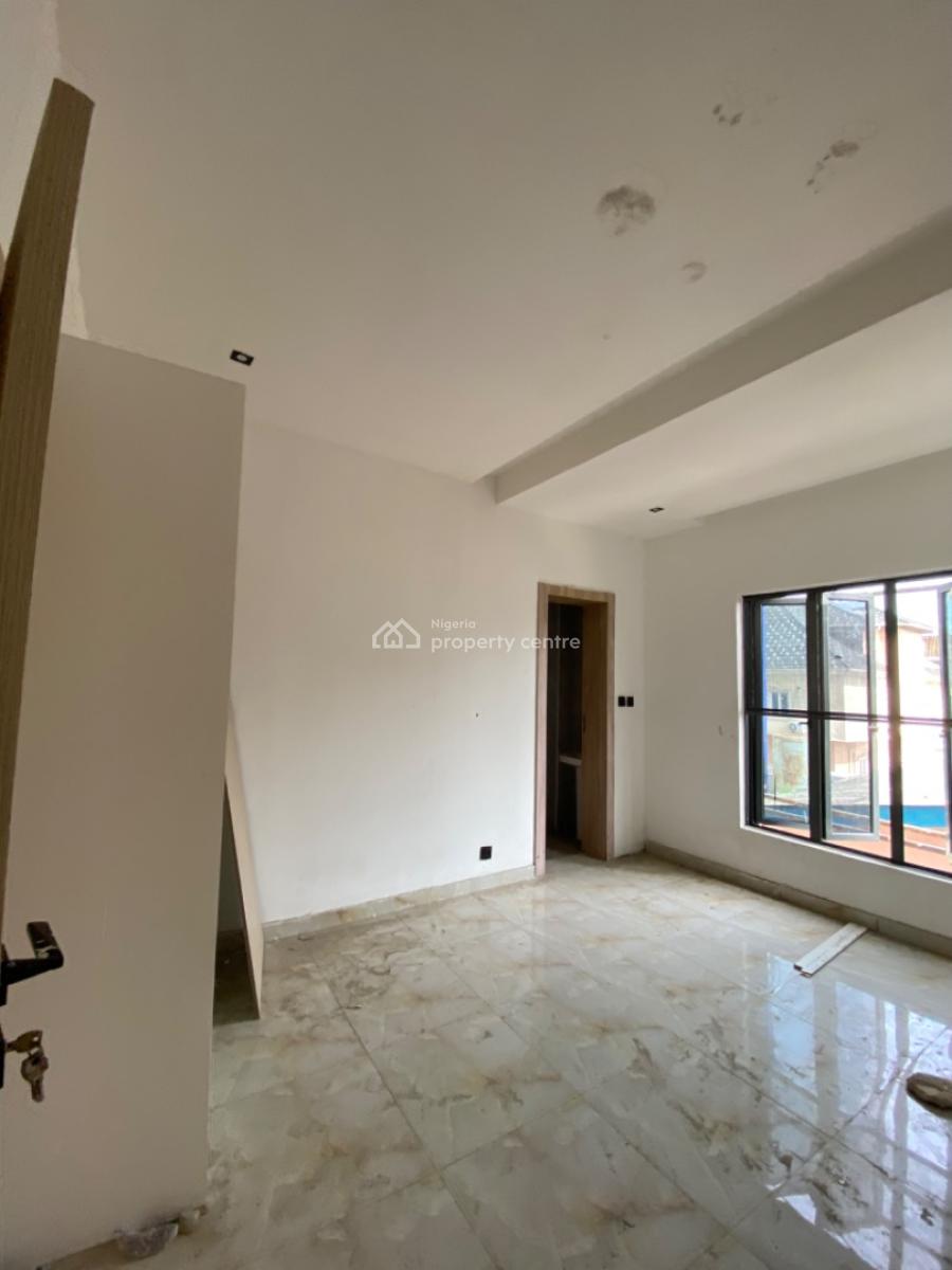 2 Bedroom Apartment, Ikate, Lekki, Lagos, Block of Flats for Sale