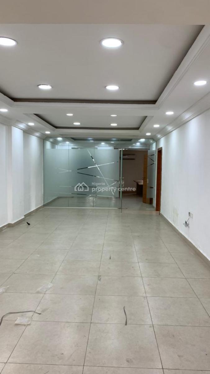 Luxury 3-bedroom Apartment + Maids Room (bq), Banana Road, Ikoyi, Lagos, Flat / Apartment for Rent