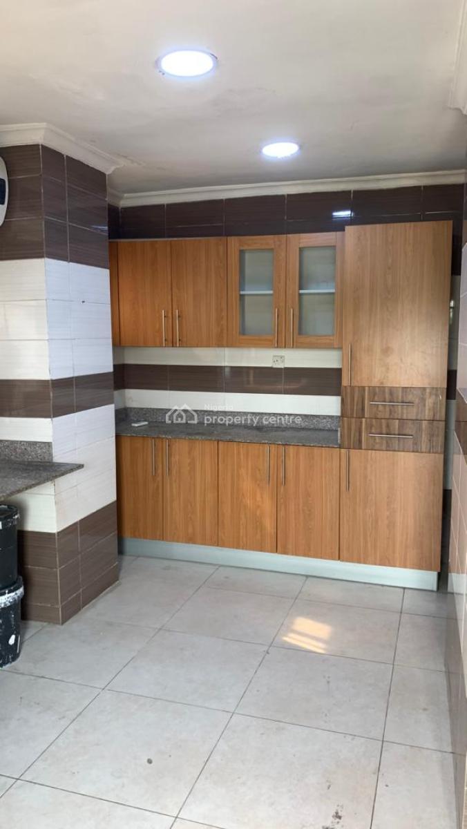 Luxury 3-bedroom Apartment + Maids Room (bq), Banana Road, Ikoyi, Lagos, Flat / Apartment for Rent