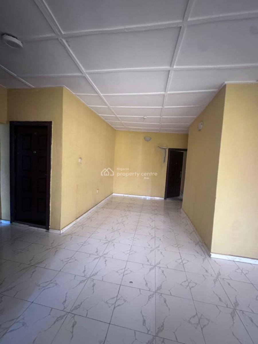 3bedroom Flat All Rooms En Suit, Buknor Estate, Oke Afa, Isolo, Lagos, Flat / Apartment for Rent