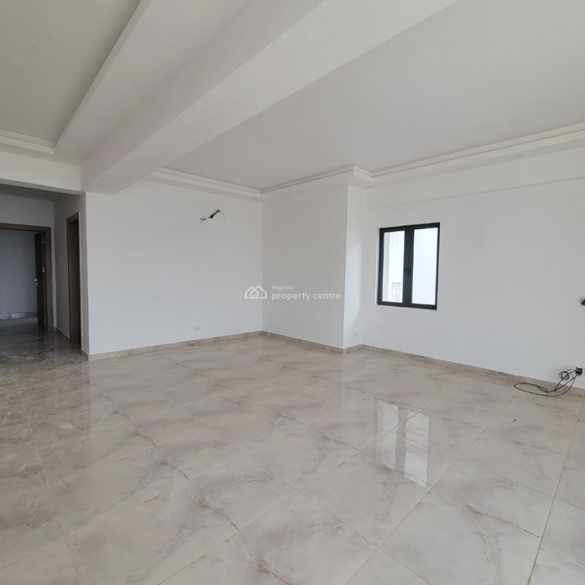 Lovely 2bedroom Bedroom Apartment with a Pool,elevator and Bq, Lekki Phase 1, Lekki, Lagos, Flat / Apartment for Rent