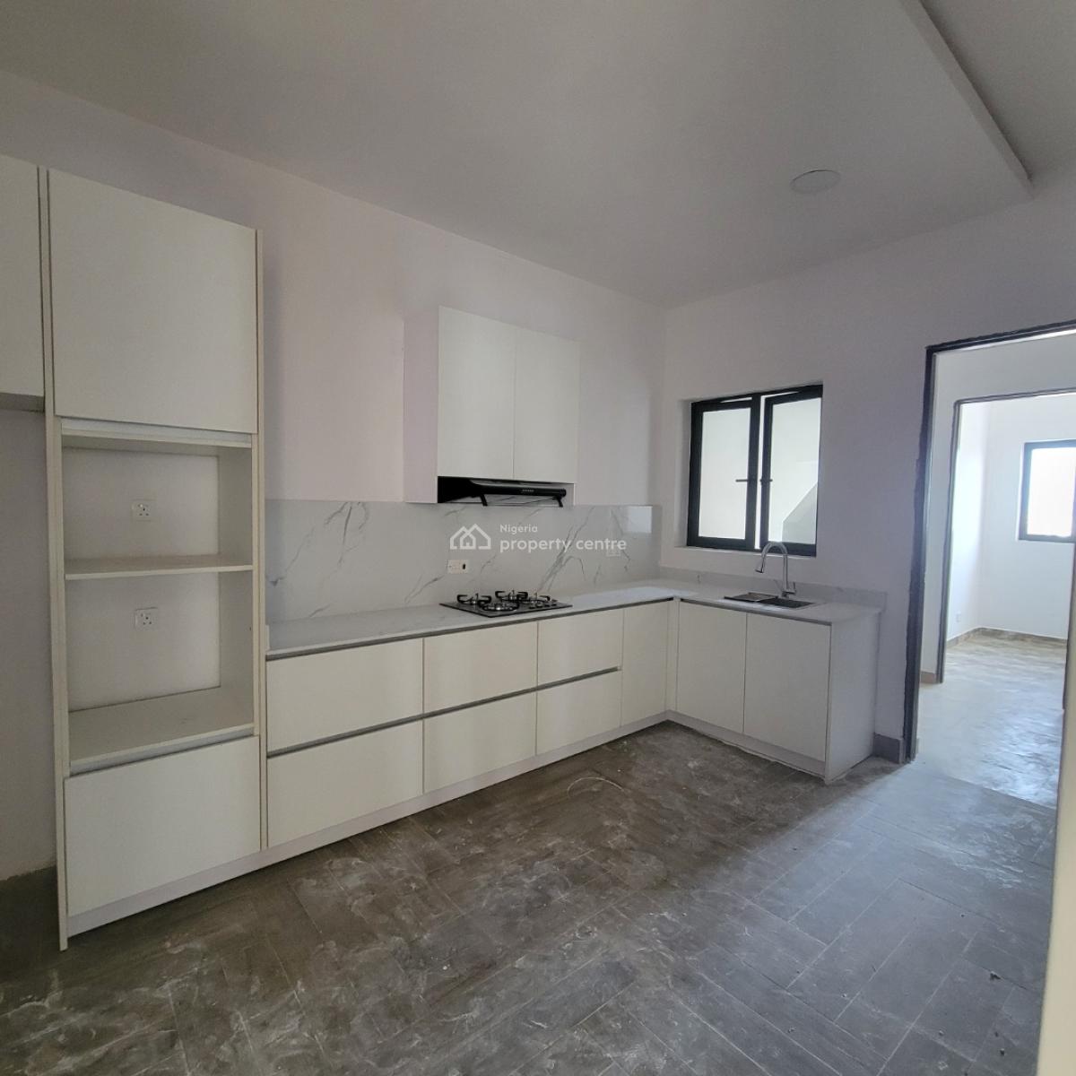 Lovely 2bedroom Bedroom Apartment with a Pool,elevator and Bq, Lekki Phase 1, Lekki, Lagos, Flat / Apartment for Rent