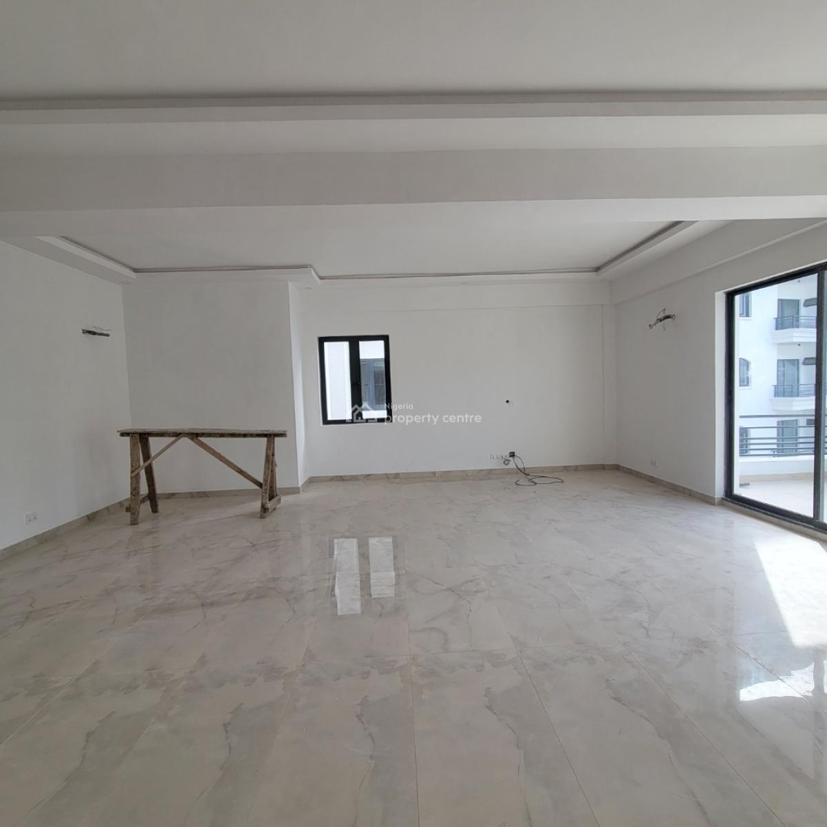 Lovely 2bedroom Bedroom Apartment with a Pool,elevator and Bq, Lekki Phase 1, Lekki, Lagos, Flat / Apartment for Rent