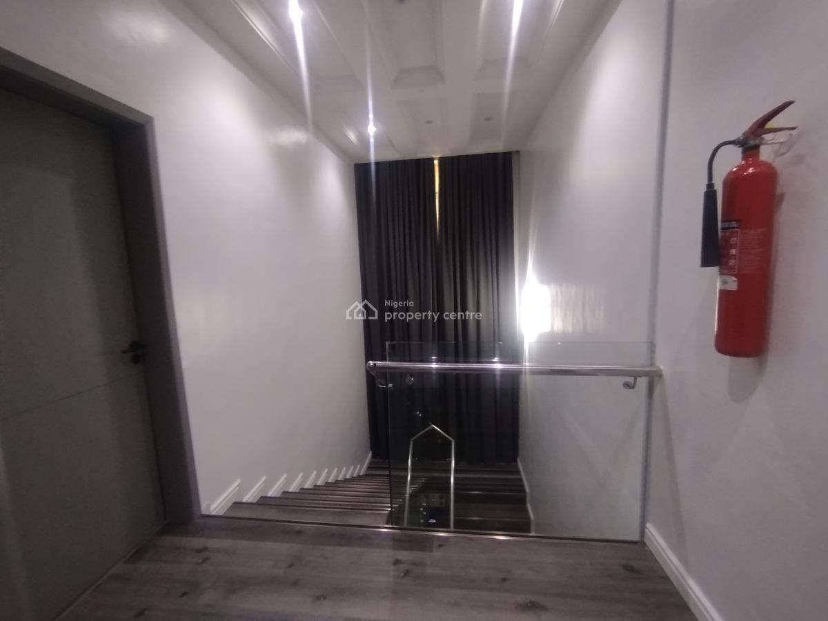 Tastefully Finished 5 Bedroom Fully Detached House with 2 Rooms Bq, Elf Bus Stop Pinnacle Filling Station, Lekki Phase 1, Lekki, Lagos, Office Space for Rent