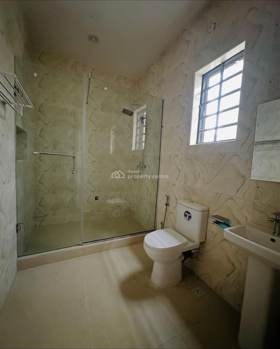 Beautiful 5 Bedroom Detached Duplex with Bq in Elite Estate, Gra Phase 2, Magodo, Lagos, Detached Duplex for Sale
