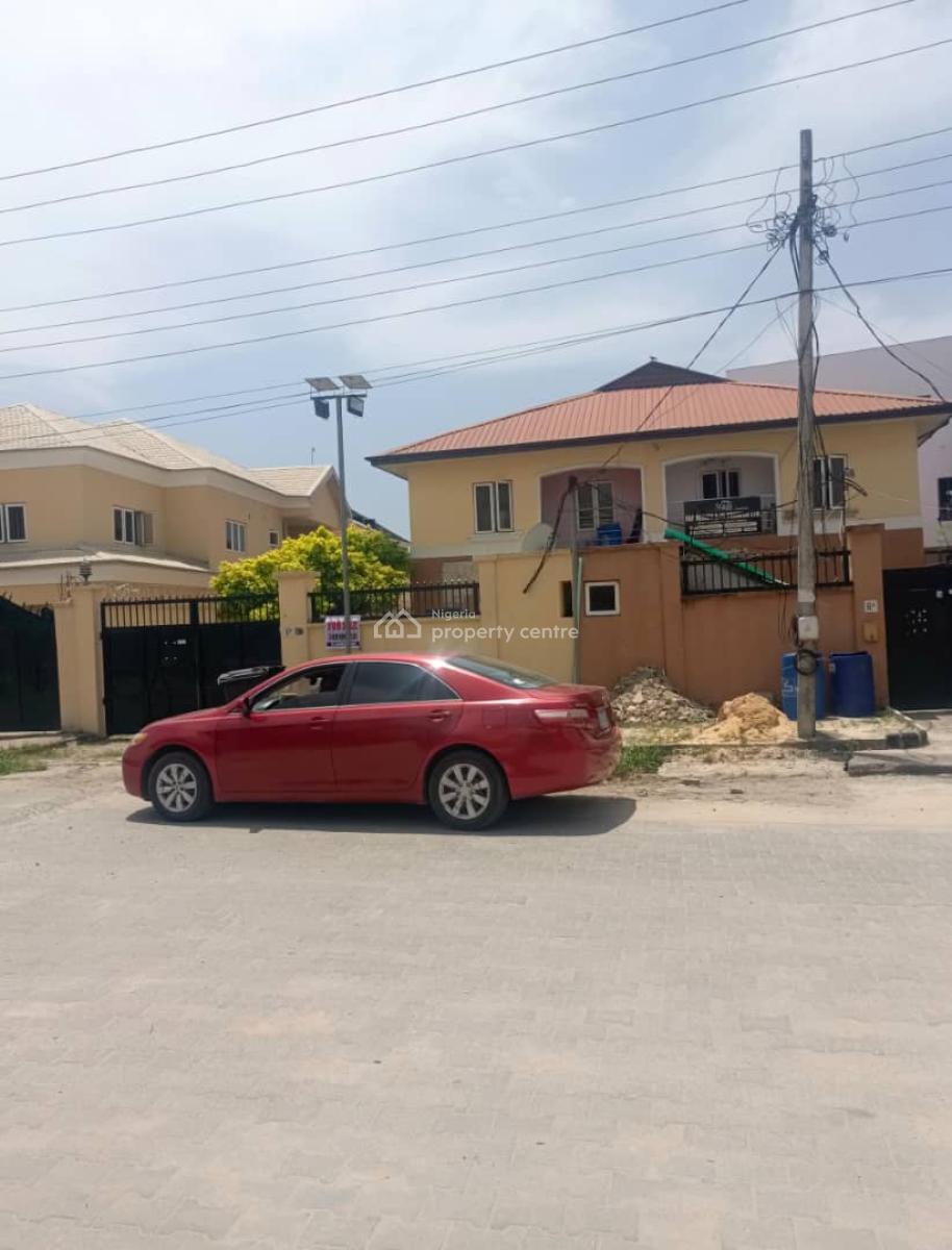 Opulent 3bedroom Apartment  in a Secure Estate, Ikota Gra, Lekki, Lagos, Flat / Apartment for Sale