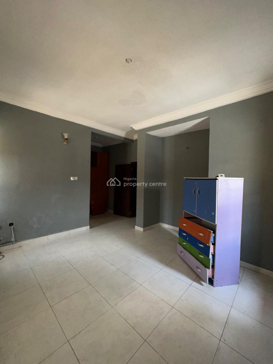 Perfectly Maintained 3 Bedroom Spacious Apartment, Sangotedo, Sangotedo, Ajah, Lagos, Flat / Apartment for Rent