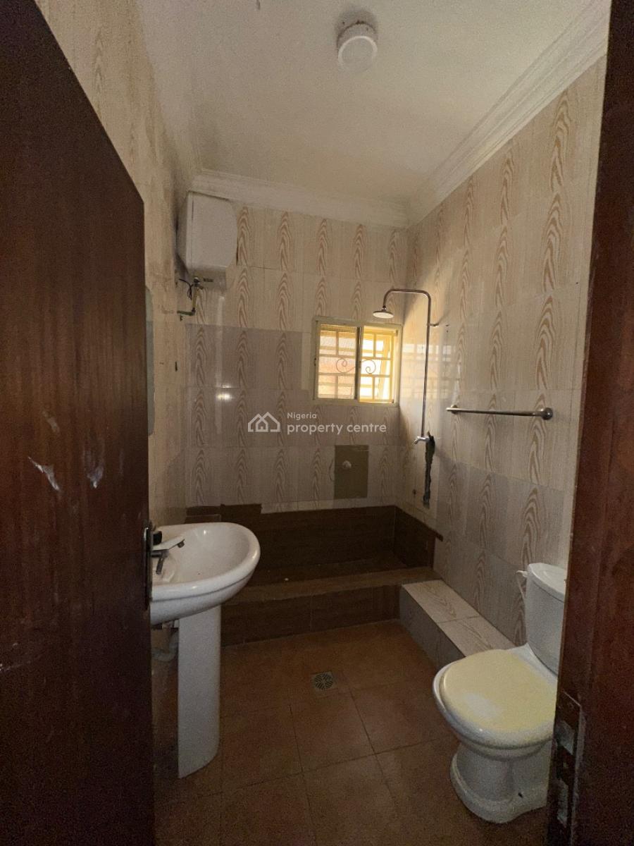 Perfectly Maintained 3 Bedroom Spacious Apartment, Sangotedo, Sangotedo, Ajah, Lagos, Flat / Apartment for Rent
