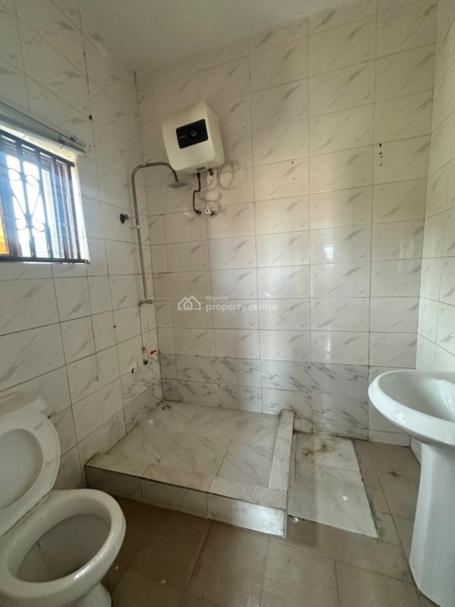 a Semi Masters Room, Canal West Estate, Osapa, Lekki, Lagos, Flat / Apartment for Rent