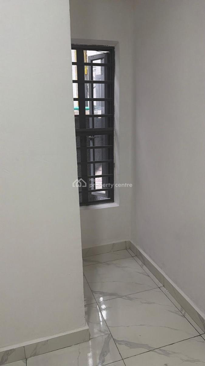 Shared Apartment, Spring Gardens Estate  Gate 2 Orchid Road, Lekki, Lagos, Self Contain (single Rooms) for Rent