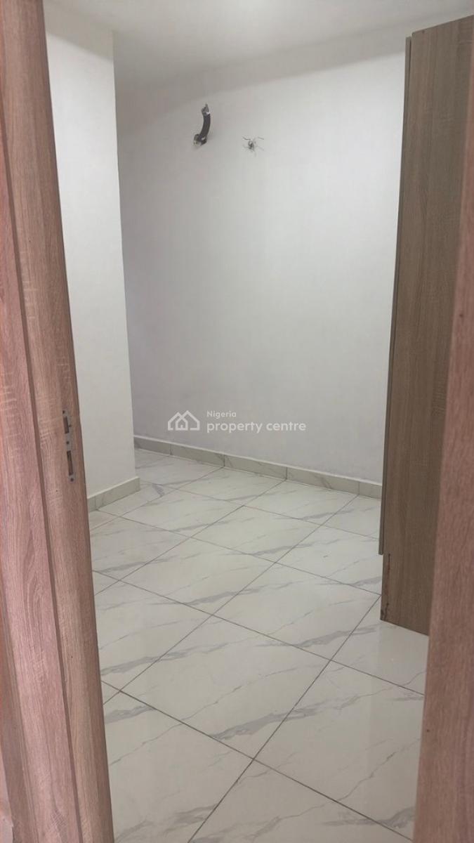 Shared Apartment, Spring Gardens Estate  Gate 2 Orchid Road, Lekki, Lagos, Self Contain (single Rooms) for Rent