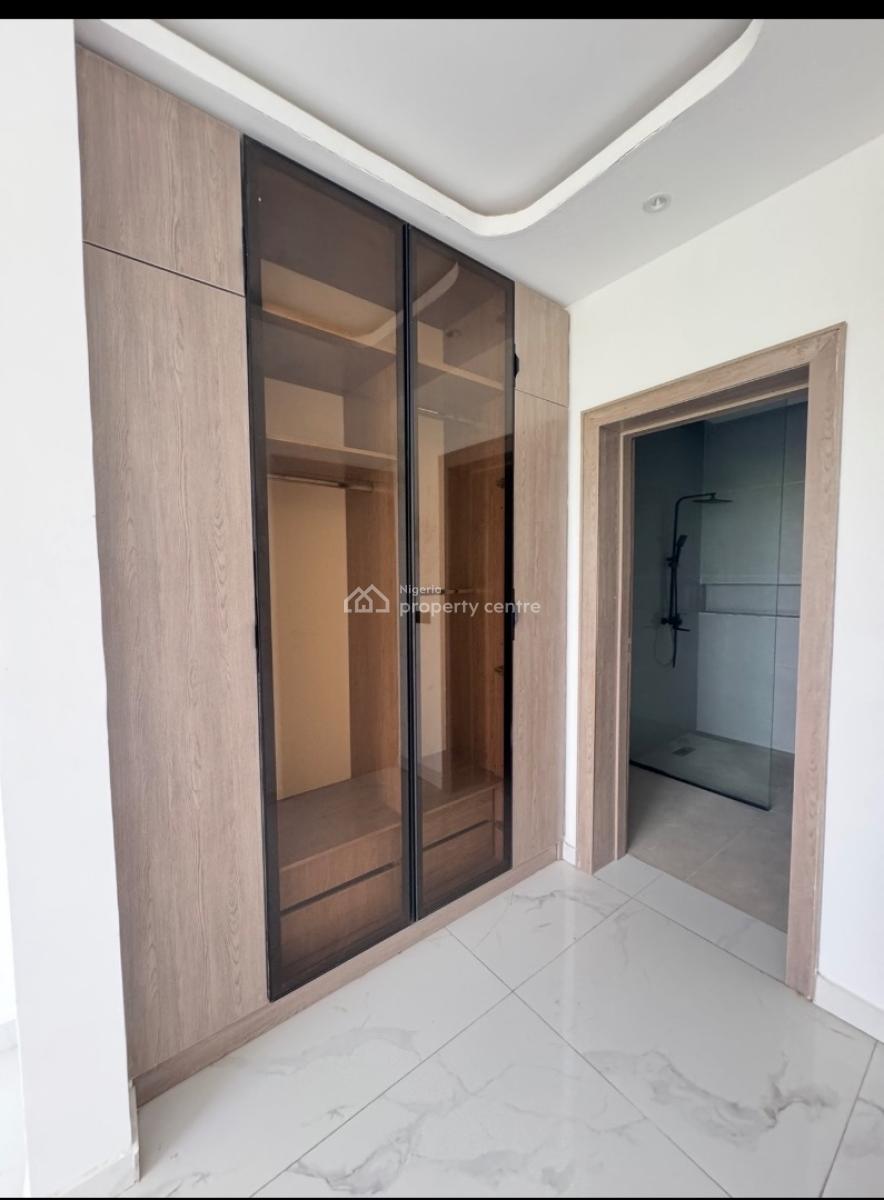 Brand New 2bedroom Apartment, Lekki Phase 1, Lekki, Lagos, Flat / Apartment for Rent