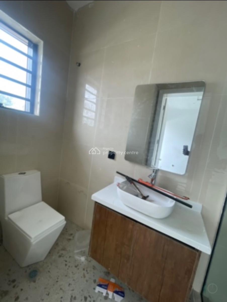 Brand New 2 Bedroom Apartment with Bq + Pool, Lekki Phase 1, Lekki, Lagos, Flat / Apartment for Rent