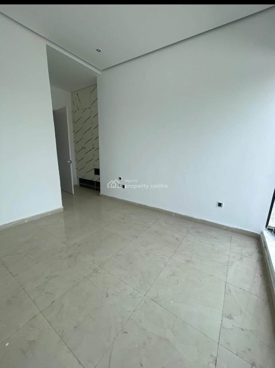 Brand New 2 Bedroom Apartment with Bq + Pool, Lekki Phase 1, Lekki, Lagos, Flat / Apartment for Rent