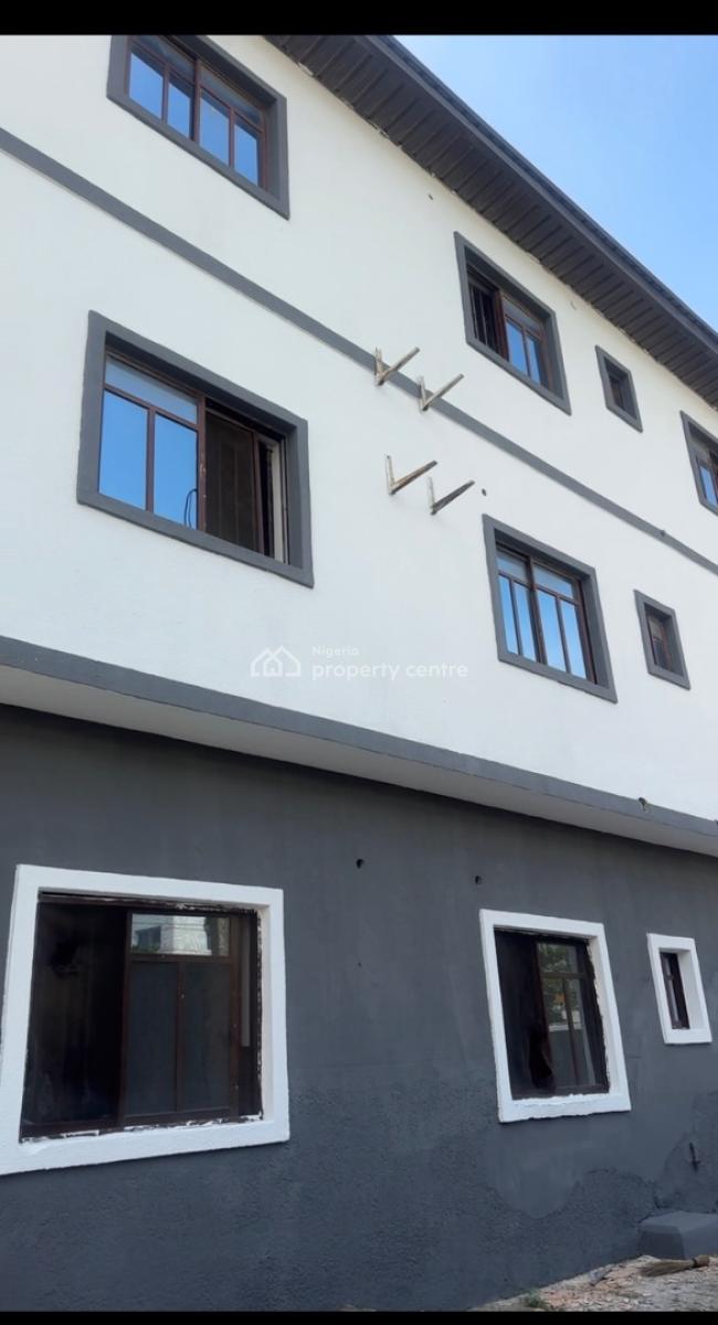 a Room Upstairs, Canal West Estate, Osapa, Lekki, Lagos, Self Contain (single Rooms) for Rent