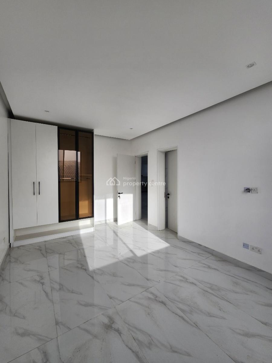 Luxury 2 Bedroom Apartment with Rooftop Pool, Gym, Elevator, Lekki Phase 1, Lekki, Lagos, Flat / Apartment for Sale